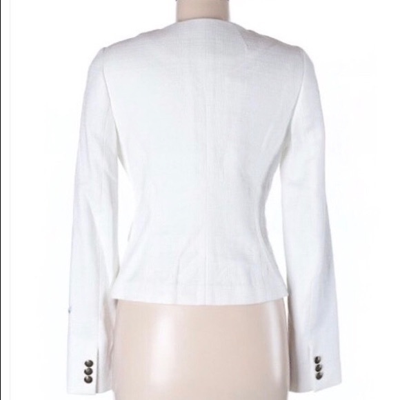 ❤️SOLD❤️Banana Republic White Tweed Boucle Blazer - Picture 2 of 6